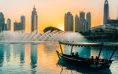 m_activities_dubai_the_dubai_fountain_l_400_640
